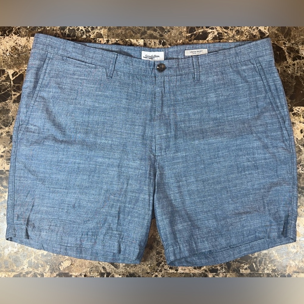 Goodiellow & Co Men's Linden Short Blue 7” Inseam Light Blue Size 42 Comfortable